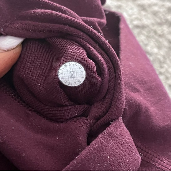 Lululemon Align Leggings 28” - Picture 5 of 5